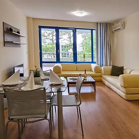 Excelsior Sunny Apartmán *